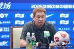 斯卢茨基：紧密赛程对球员身体压力非常大 特谢拉会带来积极一面
